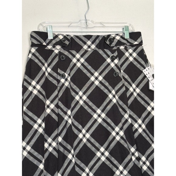 Robert Louis Black White Plaid Button Front A-Line Skirt Plus Size 1X NWT - Picture 2 of 10